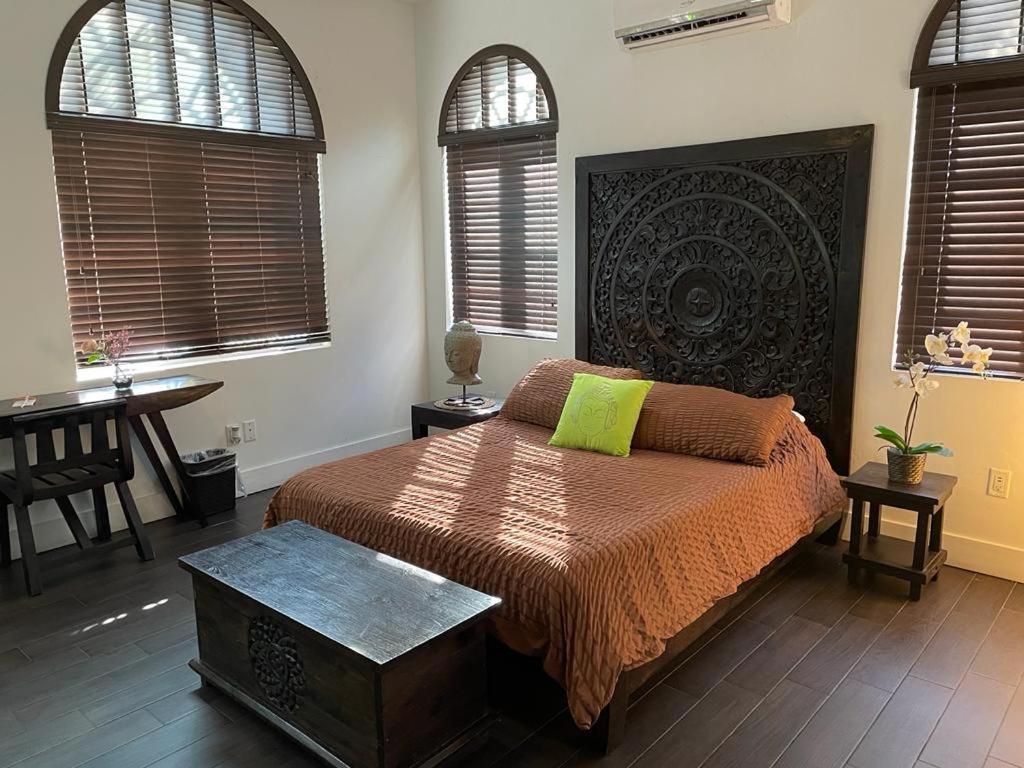 Apartment Vive Zen Queen
